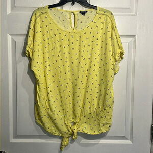 Buffalo David Bitton XL yellow floral top with front tie